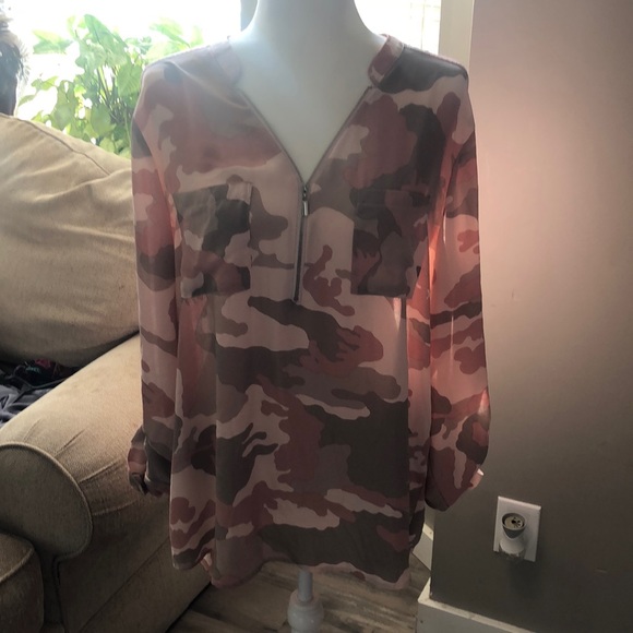 Blouse - Picture 1 of 3